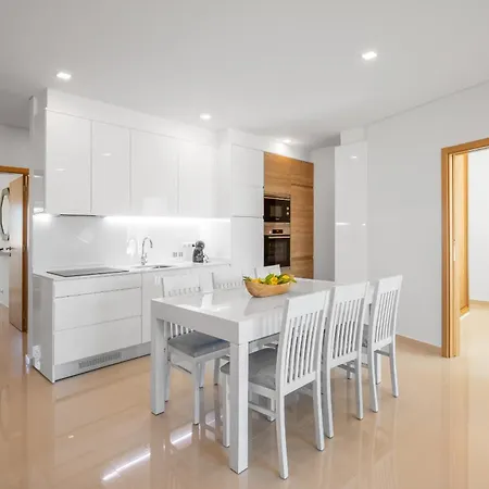 Apartament Ocean & Beach 4 With Pool By Homing Lagos